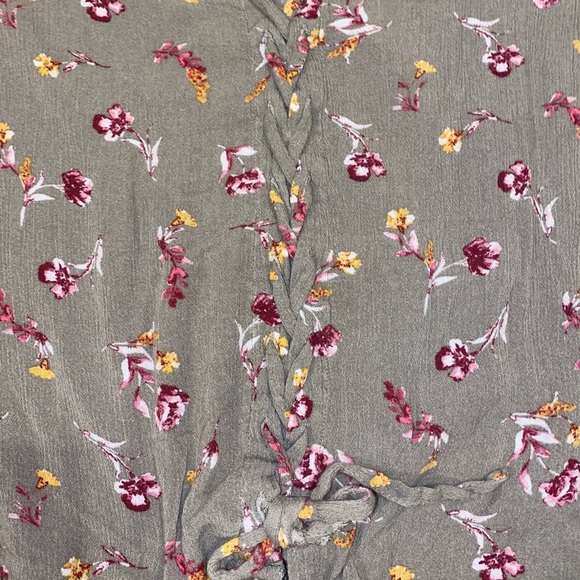 Green Pink Republic Lace up Blouse - Picture 2 of 4